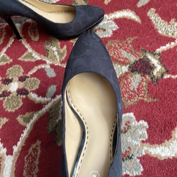 Coach heels, size 10 - Picture 4 of 4
